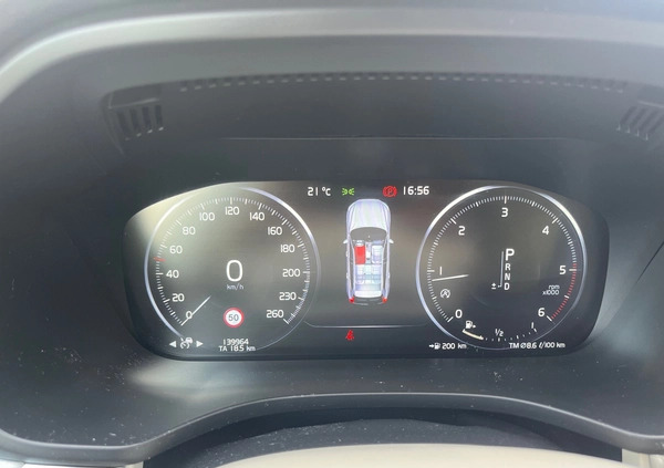 Volvo XC 60 cena 135000 przebieg: 139900, rok produkcji 2017 z Gdańsk małe 154